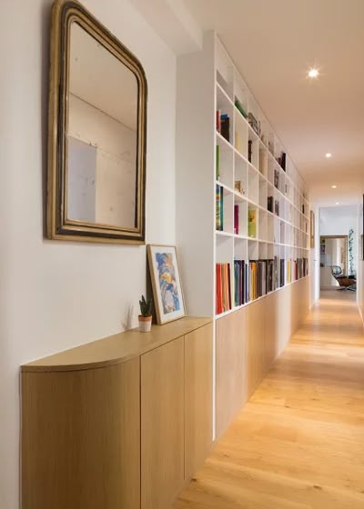 Fabrication de meuble de rangement sur mesure dans un appartement à Paris 2e